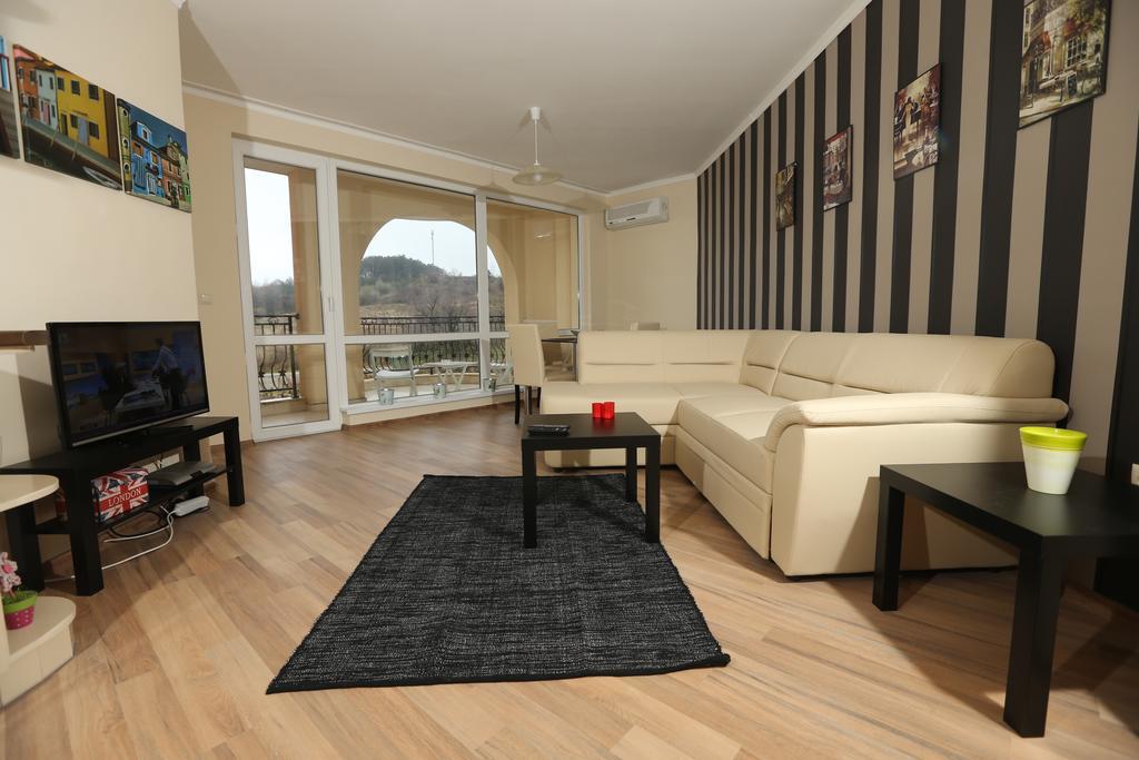South Beach Apartments Obzor Room photo