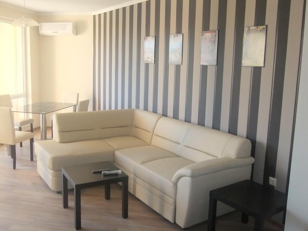South Beach Apartments Obzor Room photo
