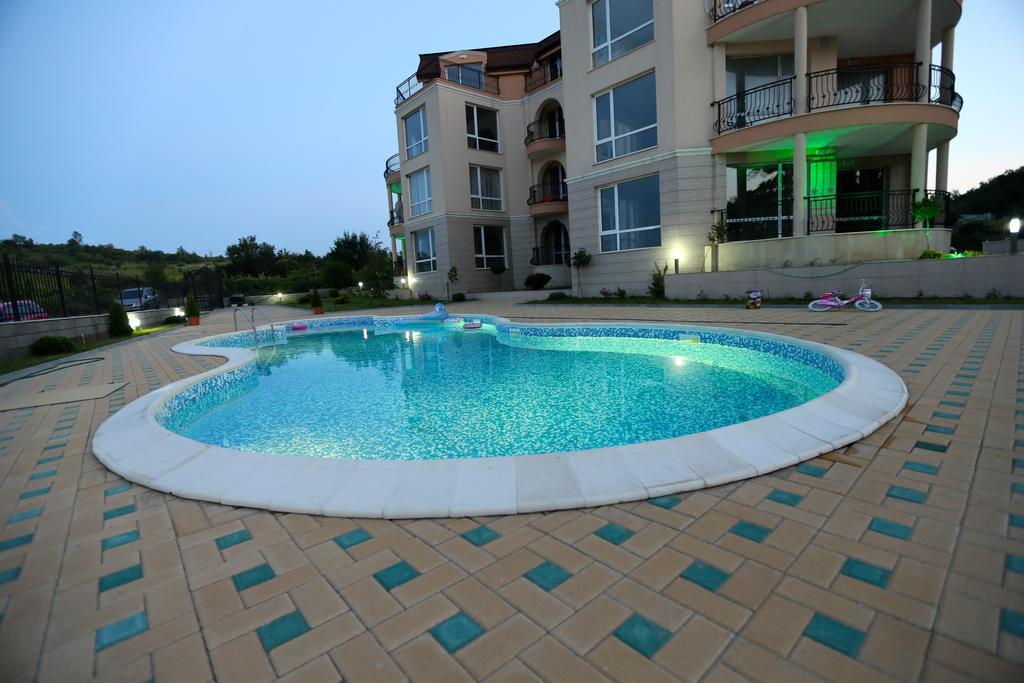 South Beach Apartments Obzor Exterior photo
