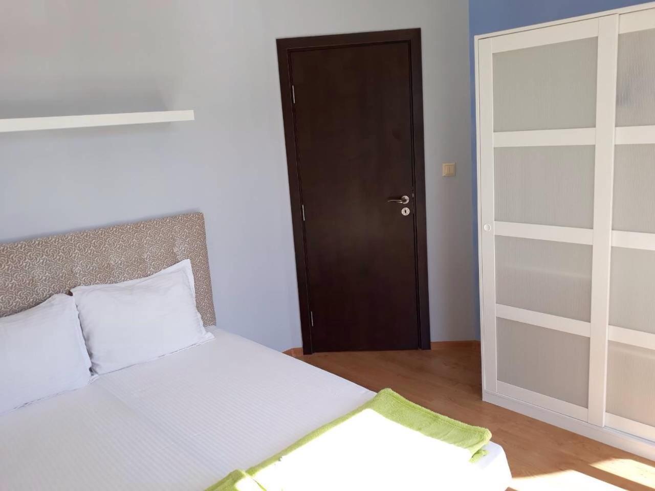 South Beach Apartments Obzor Exterior photo