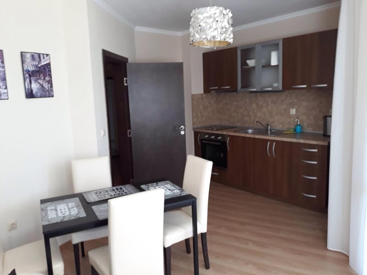 South Beach Apartments Obzor Exterior photo